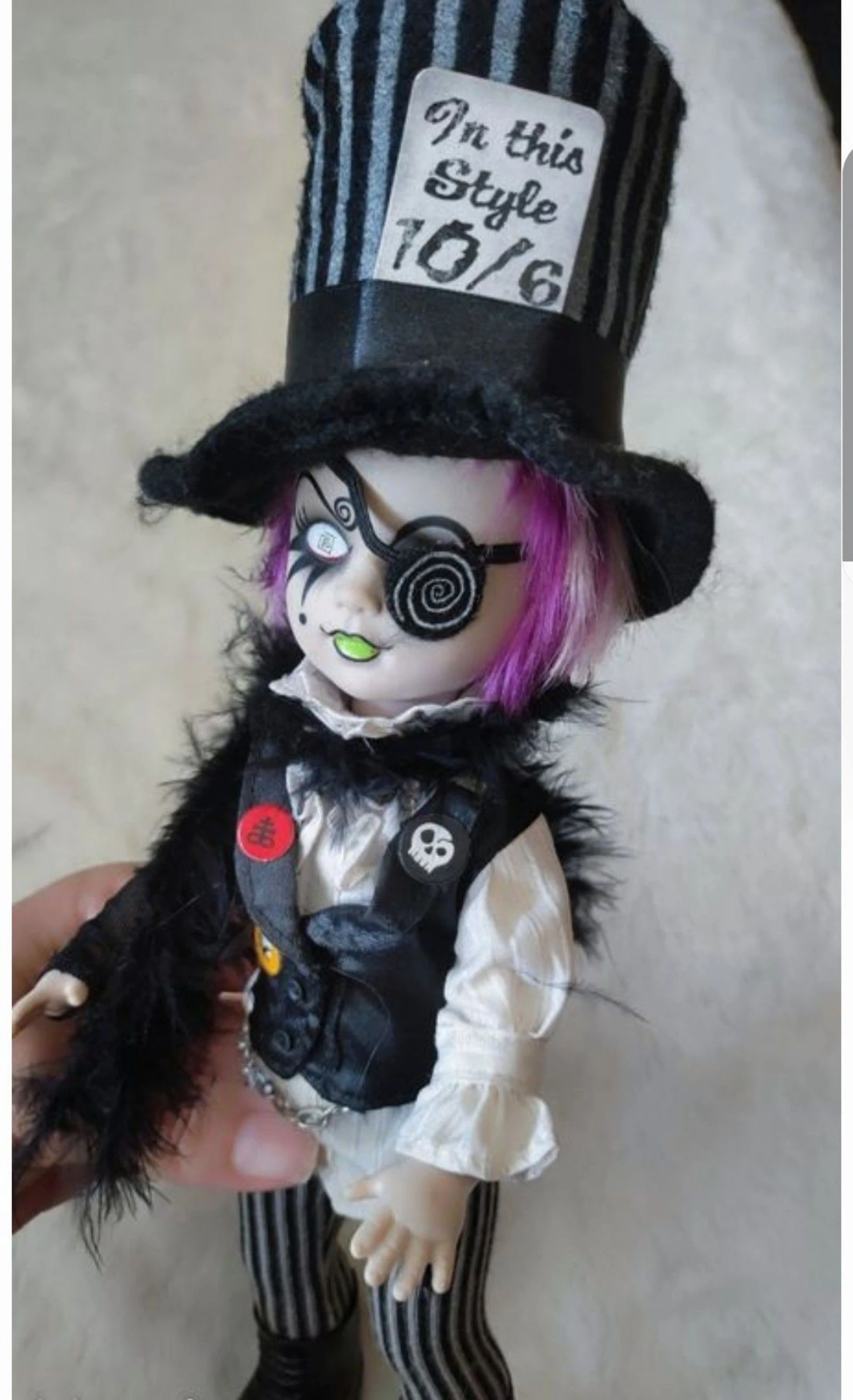 ZELDZAAM Living Dead Dolls Collector-pop - Hatter Alice – photo 4